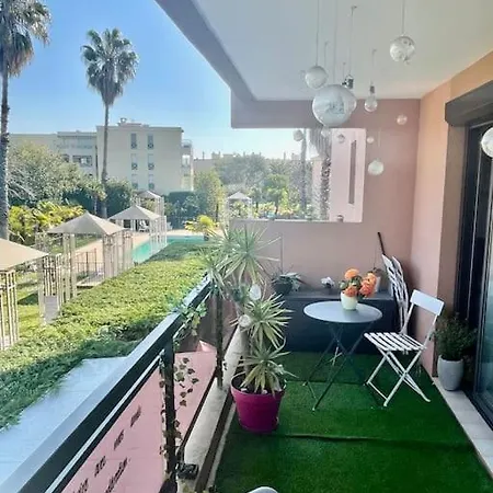 Superbe Studio Au Calme Avec Piscine